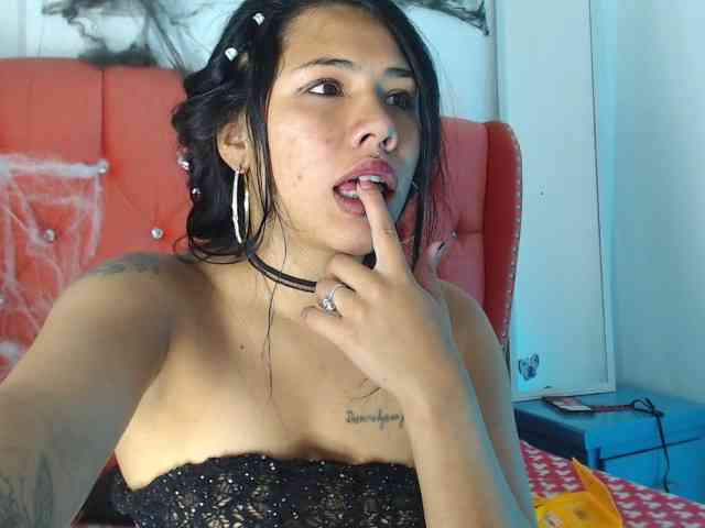 aliii_barrera webcam