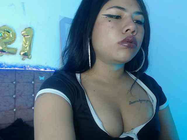 aliii_barrera webcam