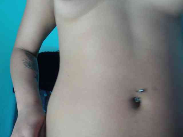 aliii_barrera webcam