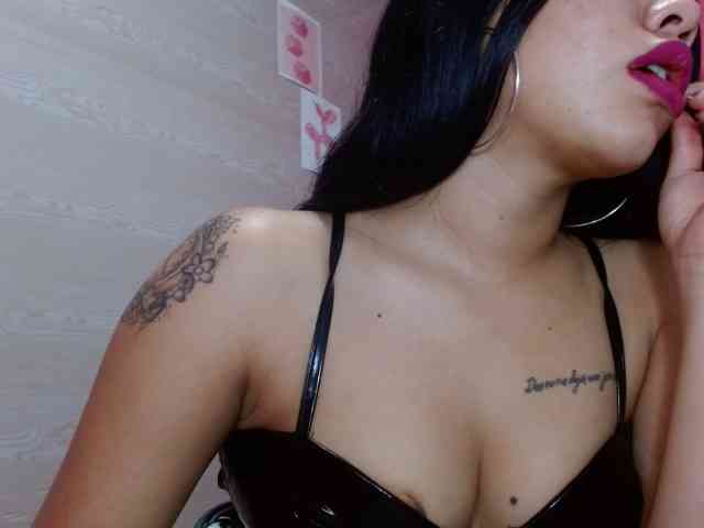 aliii_barrera webcam