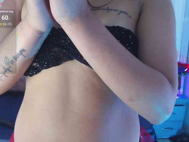 aliii_barrera webcam