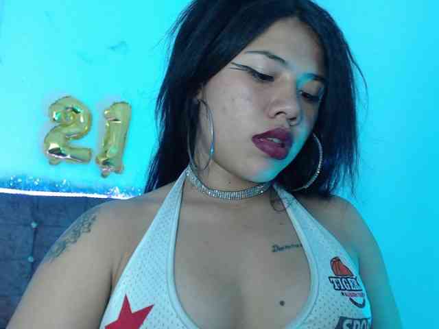 aliii_barrera webcam