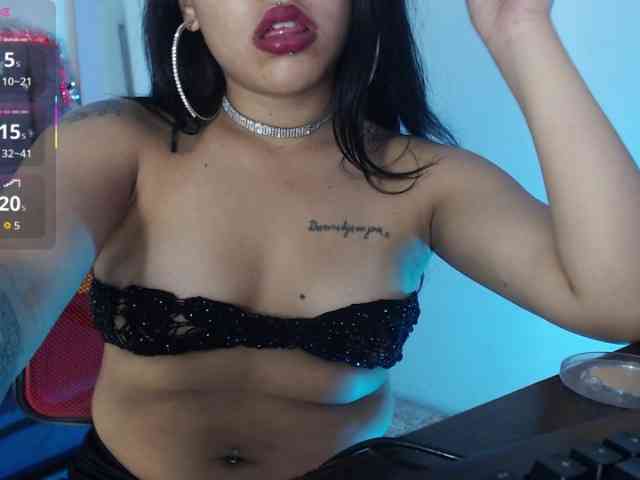 aliii_barrera webcam