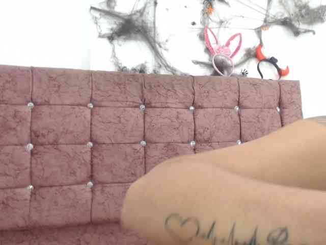 aliii_barrera webcam