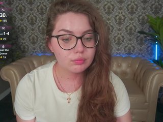 LuxSopphia Porn Show