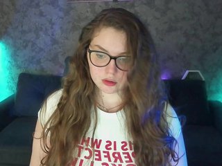 LuxSopphia Porn Show