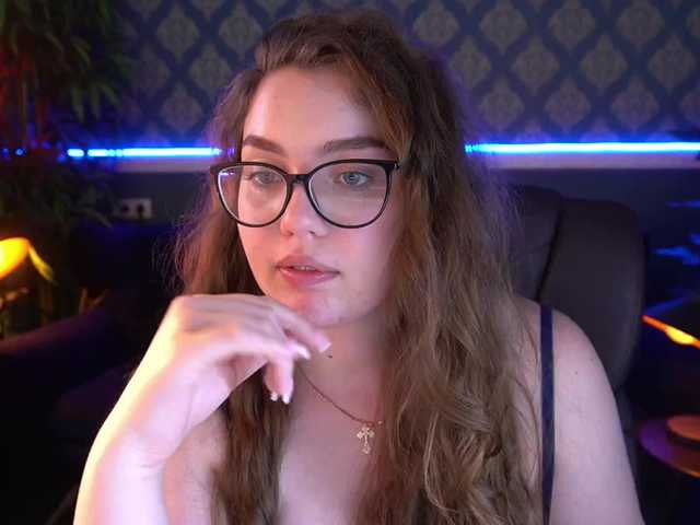  LuxSopphia chat room