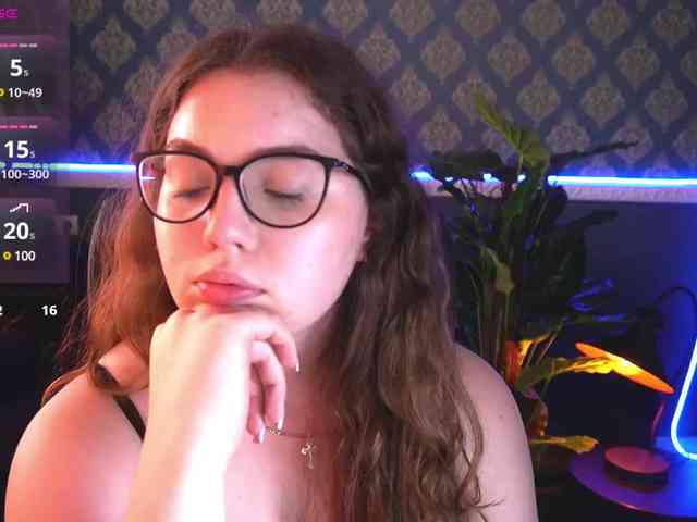 LuxSopphia webcam