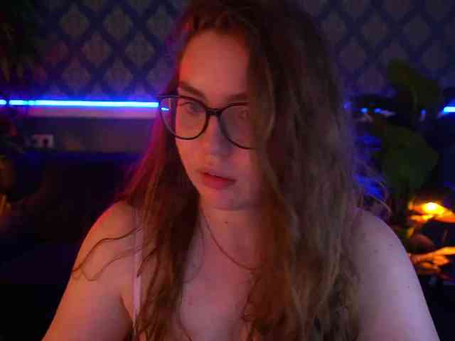 LuxSopphia webcam