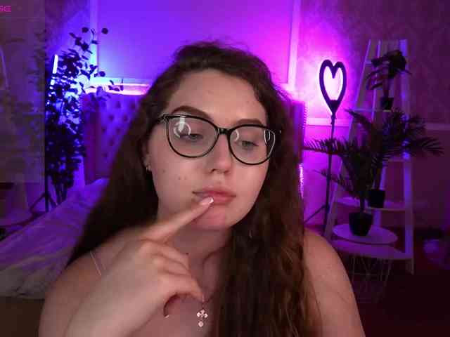 LuxSopphia webcam
