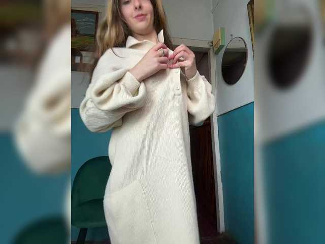 VelvetMoon11 from BongaCams