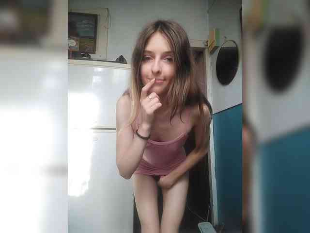 -KittyDoll-Meow- webcam
