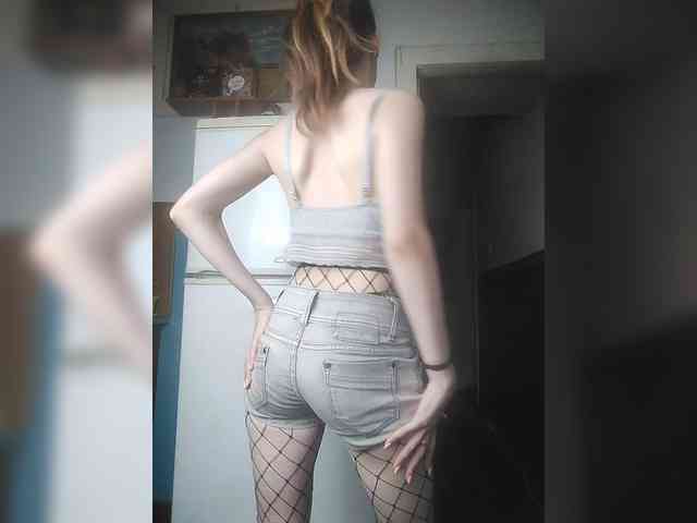 -KittyDoll-Meow- webcam