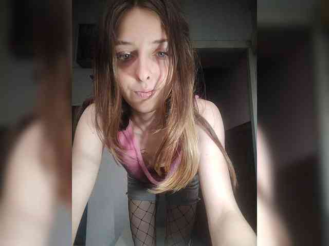 -KittyDoll-Meow- webcam