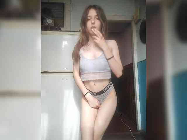 -KittyDoll-Meow- webcam