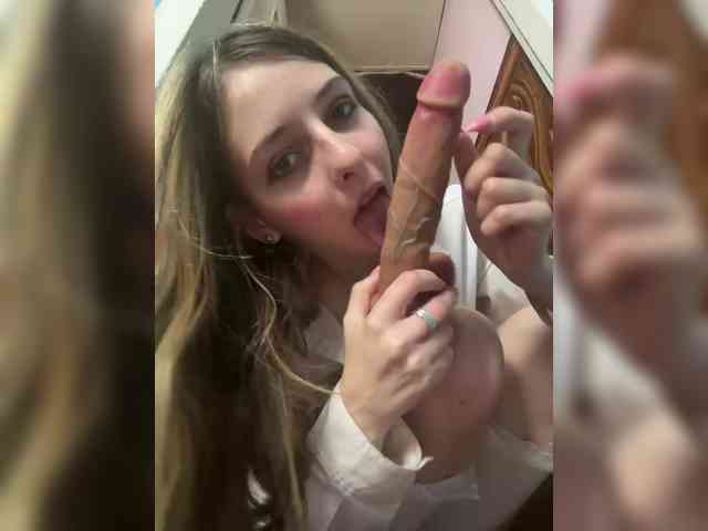 -KittyDoll-Meow- webcam