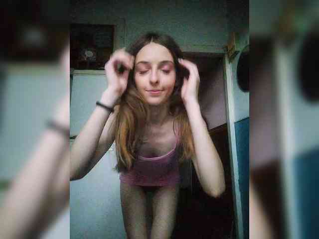 chat live VelvetMoon11