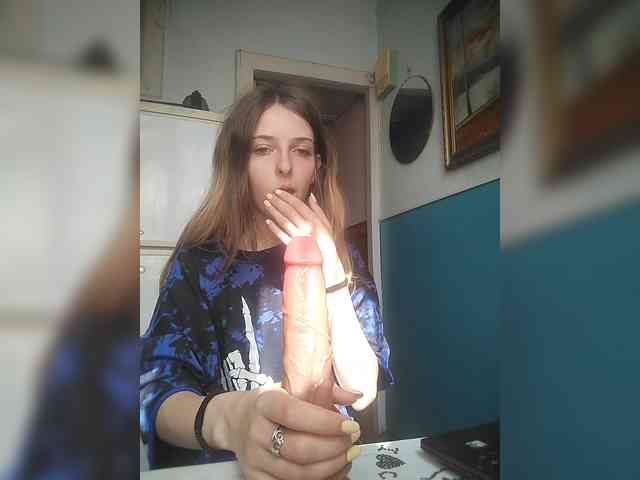 -KittyDoll-Meow- webcam