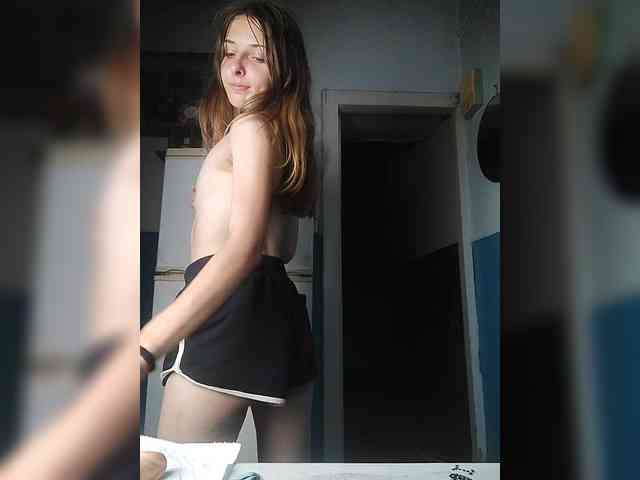 -KittyDoll-Meow- webcam