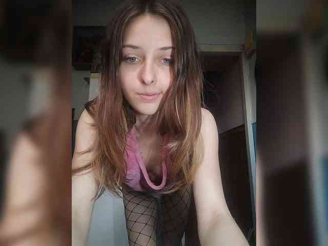 -KittyDoll-Meow- webcam