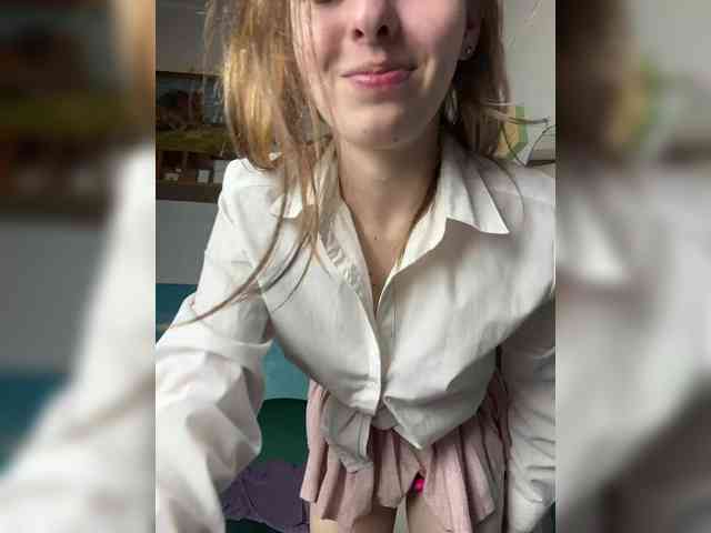 -KittyDoll-Meow- webcam