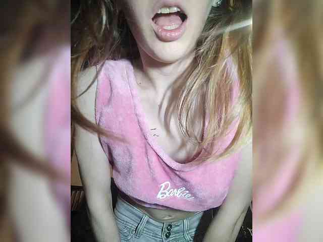 -KittyDoll-Meow- webcam