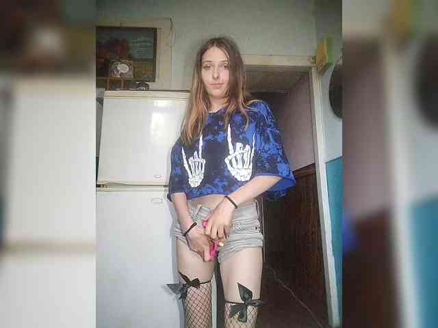 -KittyDoll-Meow- webcam