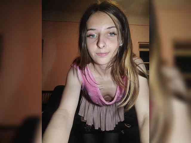 -KittyDoll-Meow- webcam