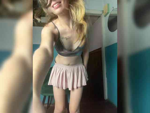 -KittyDoll-Meow- webcam