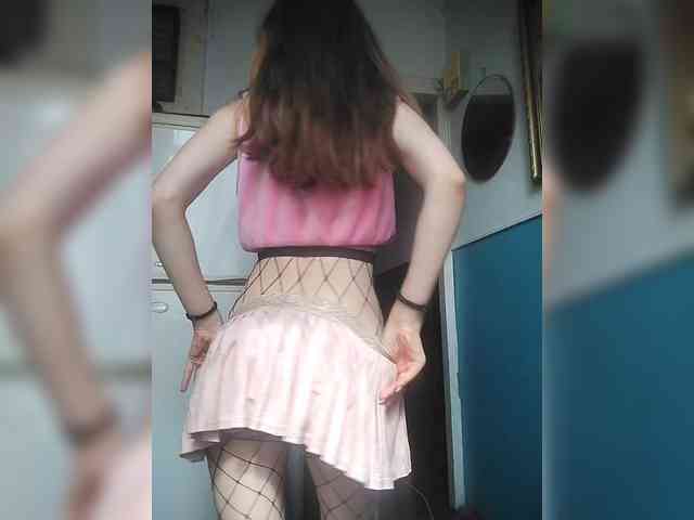 -KittyDoll-Meow- webcam