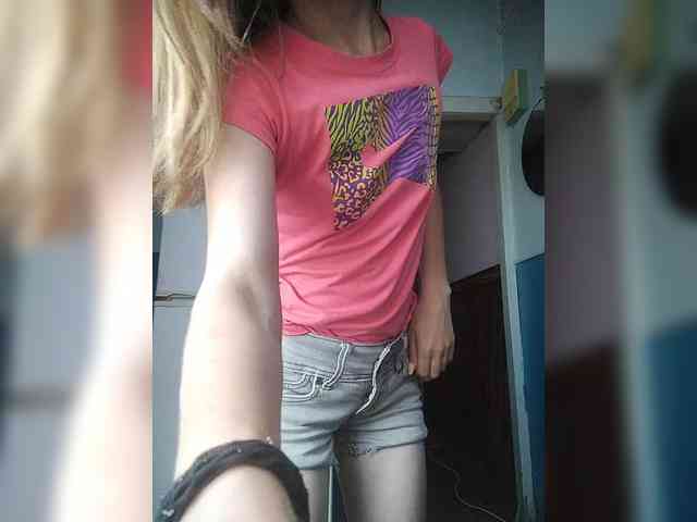 -KittyDoll-Meow- webcam