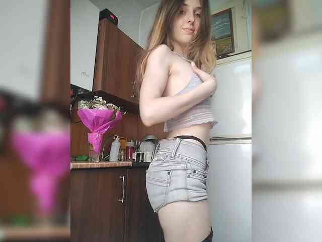 -KittyDoll-Meow- webcam