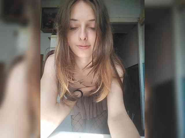 -KittyDoll-Meow- webcam