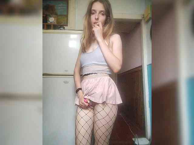 -KittyDoll-Meow- webcam