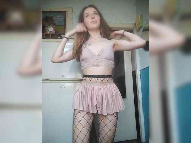 -KittyDoll-Meow- webcam