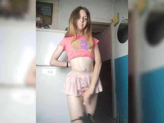 -KittyDoll-Meow- webcam