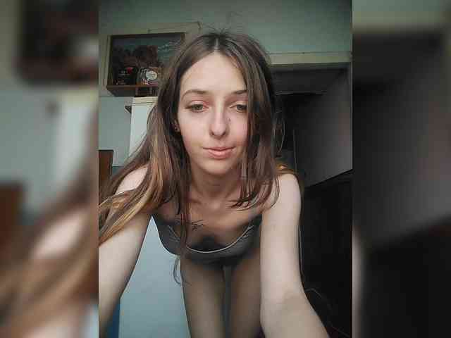 -KittyDoll-Meow- webcam