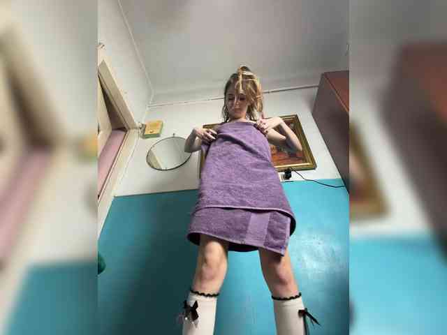 -KittyDoll-Meow- webcam