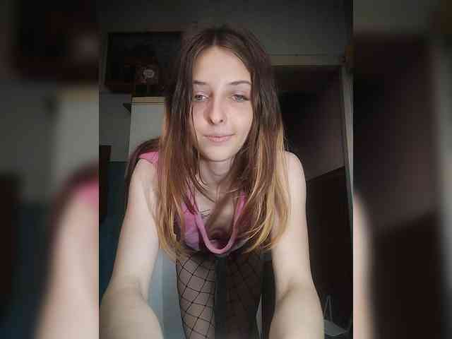 -KittyDoll-Meow- webcam