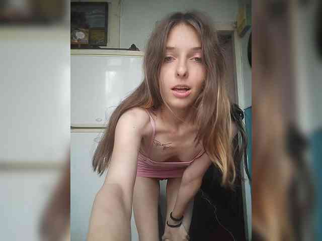 -KittyDoll-Meow- webcam