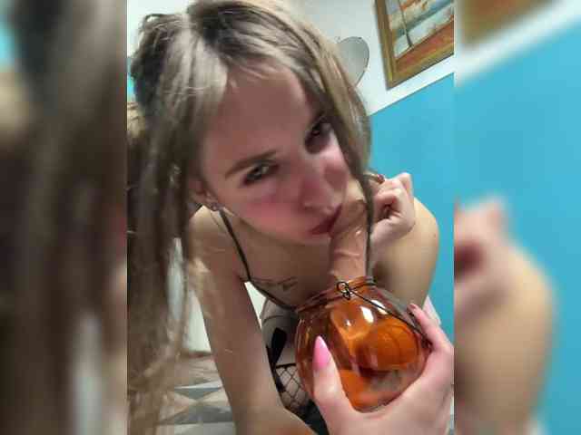 -KittyDoll-Meow- webcam