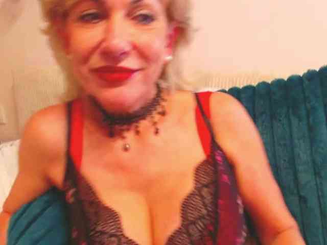 GabrielleShow webcam