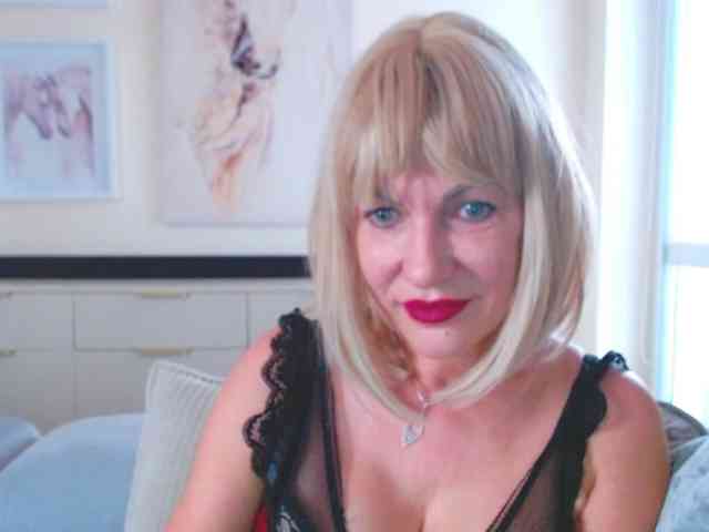 GabrielleShow webcam