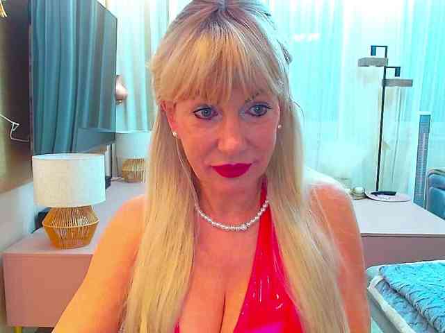 GabrielleShow webcam