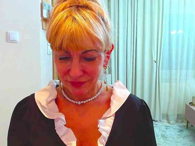 GabrielleShow webcam