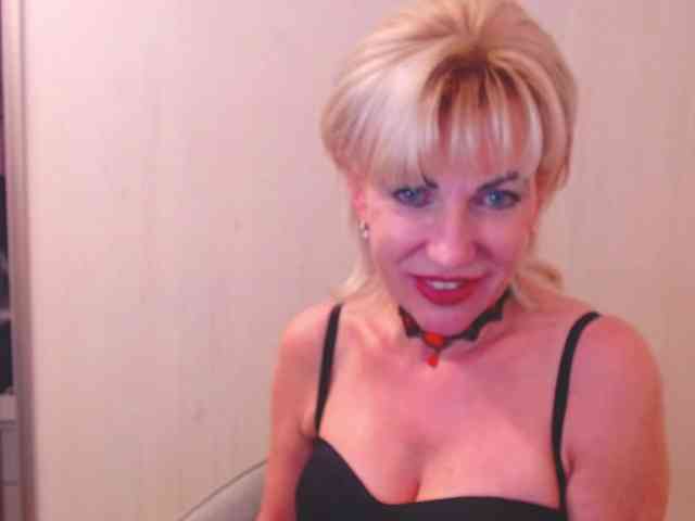 GabrielleShow webcam