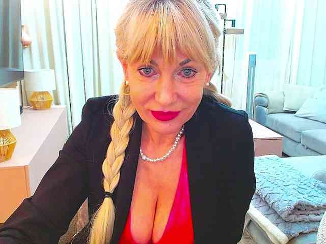 GabrielleShow webcam