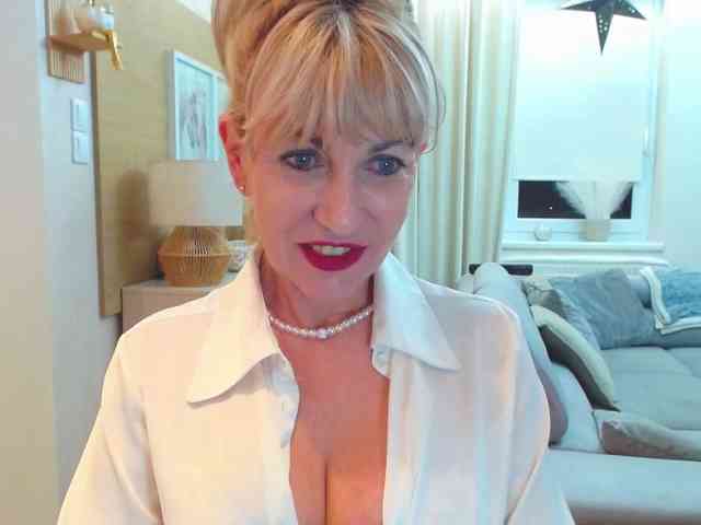 GabrielleShow GabrielleShow