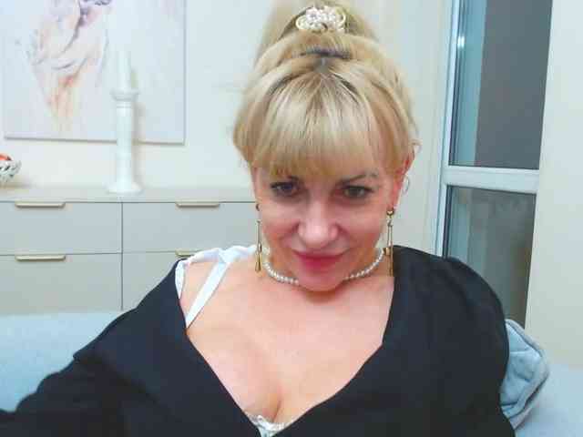 GabrielleShow webcam