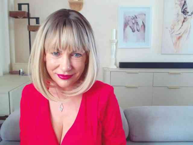 GabrielleShow webcam